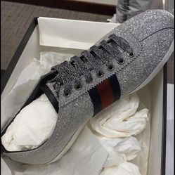 🔥🔥💯Authentic Brand New Silver Sparkle Gucci Sneakers 💯®️🔥🔥
