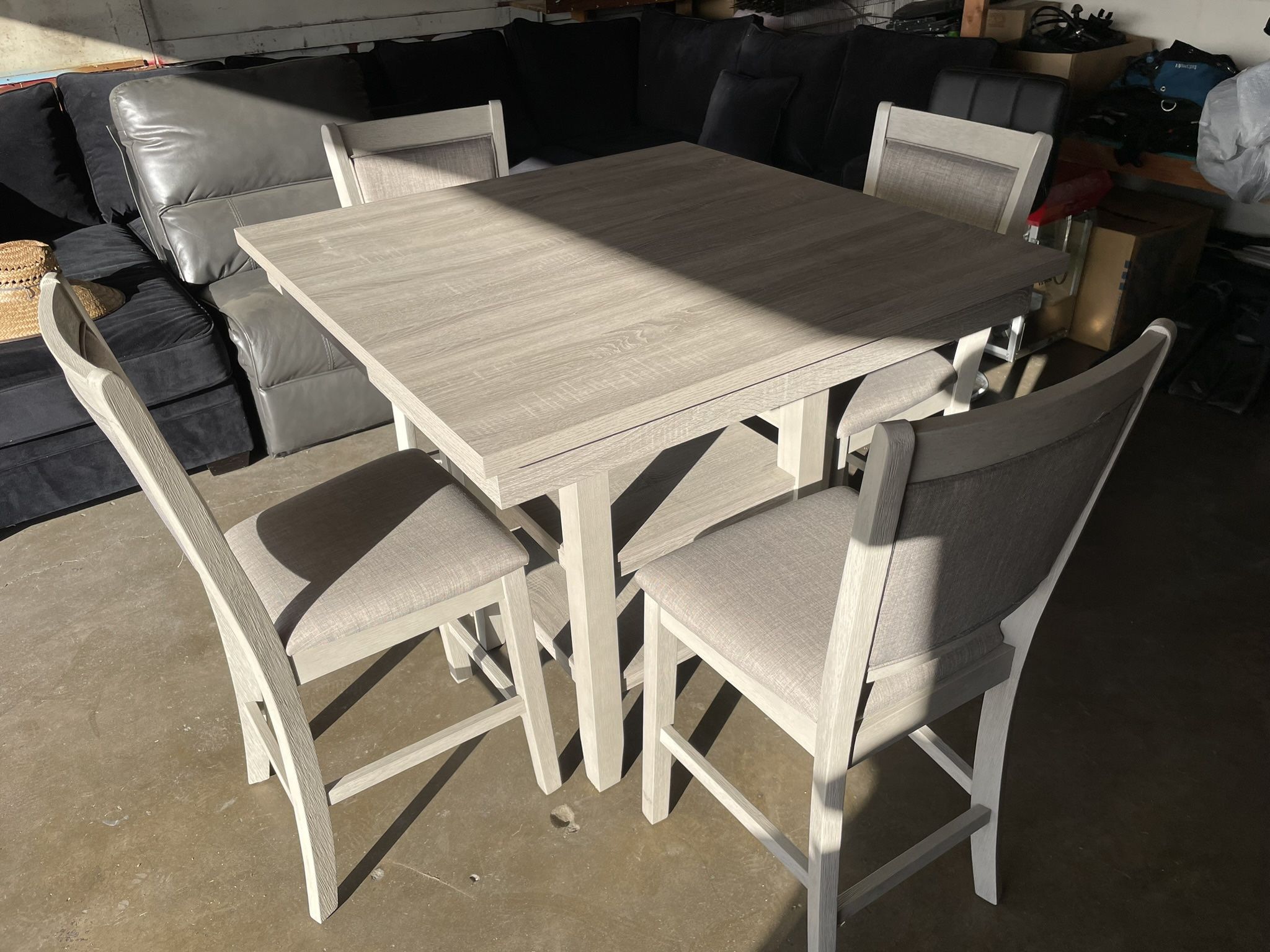 Dining Table With Chairs 