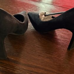Size 7 Faux Suede Black Pumps 3.5” Heel.  