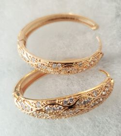 Woman Quality Earrings 