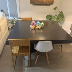 Dinning Table 
