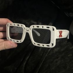 Off White ‘Cut Out Mercer’ Sunglasses (White Frames/Black Lens)