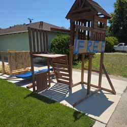 Free Playground  For Kids
