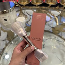PATRICK TA  Dual Ended Foundation Brush💕