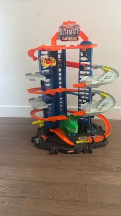Hot Wheels Ultimate Garage Playset