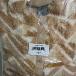 Hurley Women's Winter Warm Coat Fur Size Medium Brand New Full Sealed 