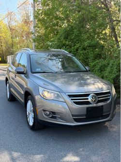 2011 Volkswagen Tiguan