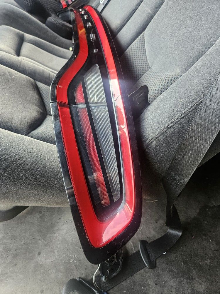 Charger Part OEM TAILLIGHTS 2022