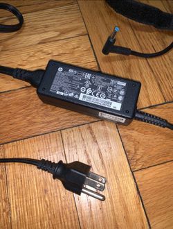 Laptop Charger 45W 19.5v !