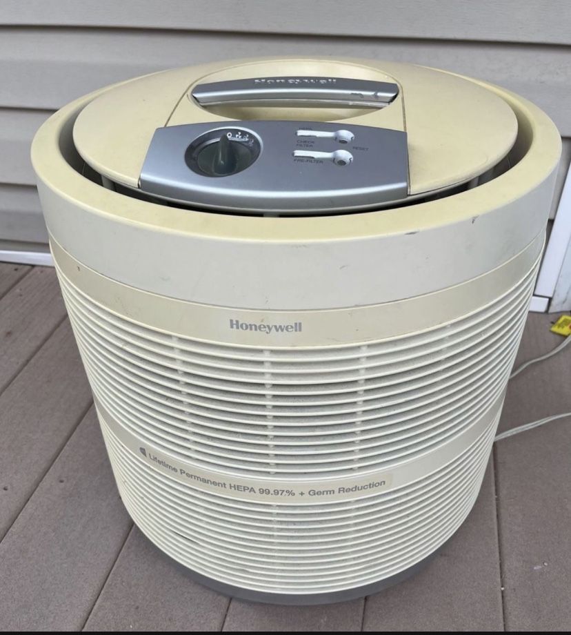 Hepa Air Purifier With New Filter
