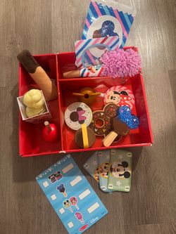 Melissa & Doug Disney Snacks & Popcorn Wooden Play Food Set