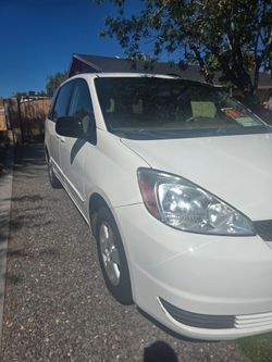 2004 Toyota Sienna