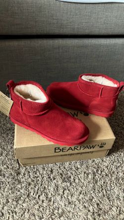 New bearpaw books size 9