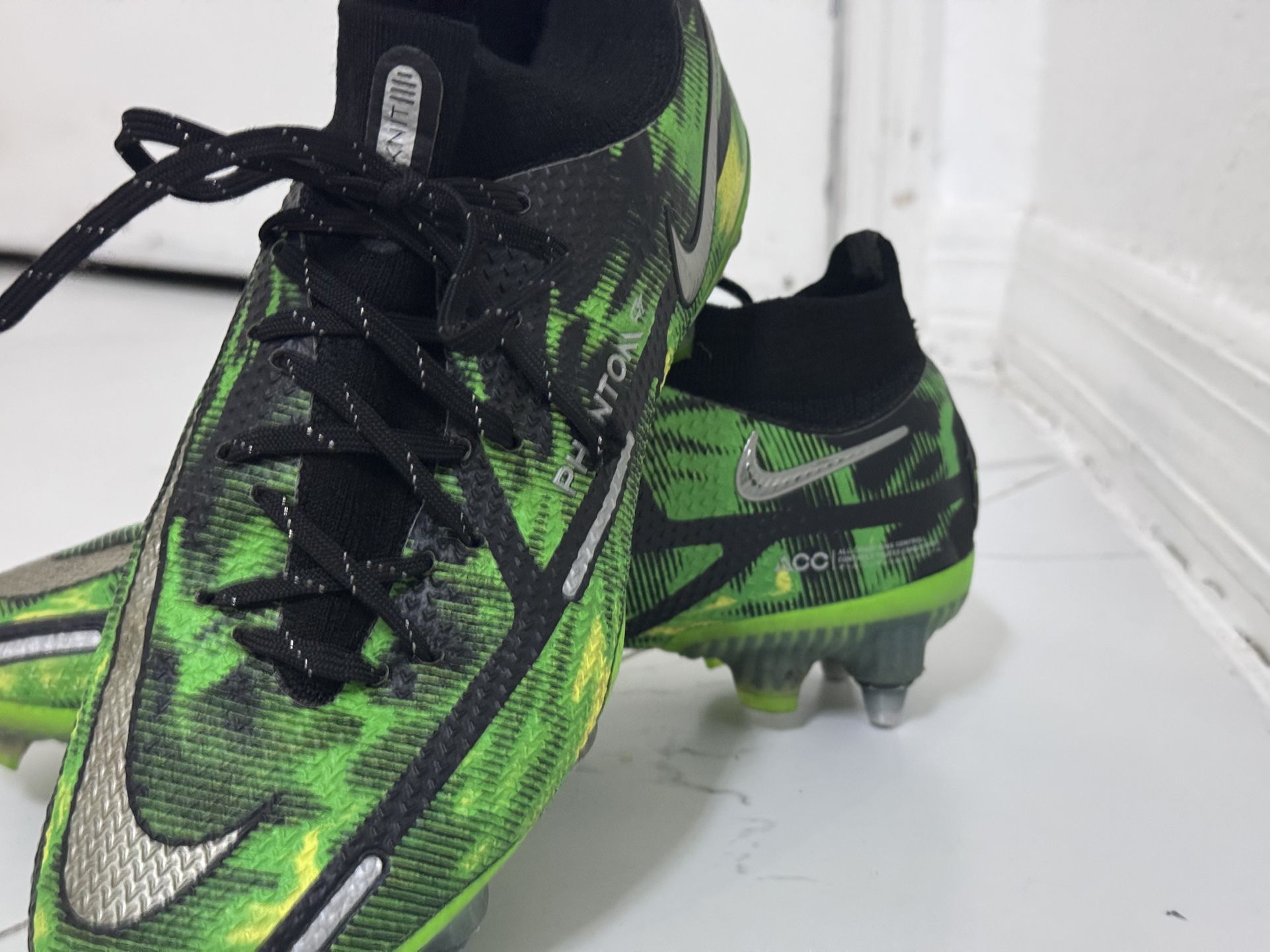 Nike Phantom Gt2 Elite Sw Fg Green Black High Top Soccer Cleats