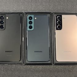 Unlocked Samsung Galaxy S22 🚨