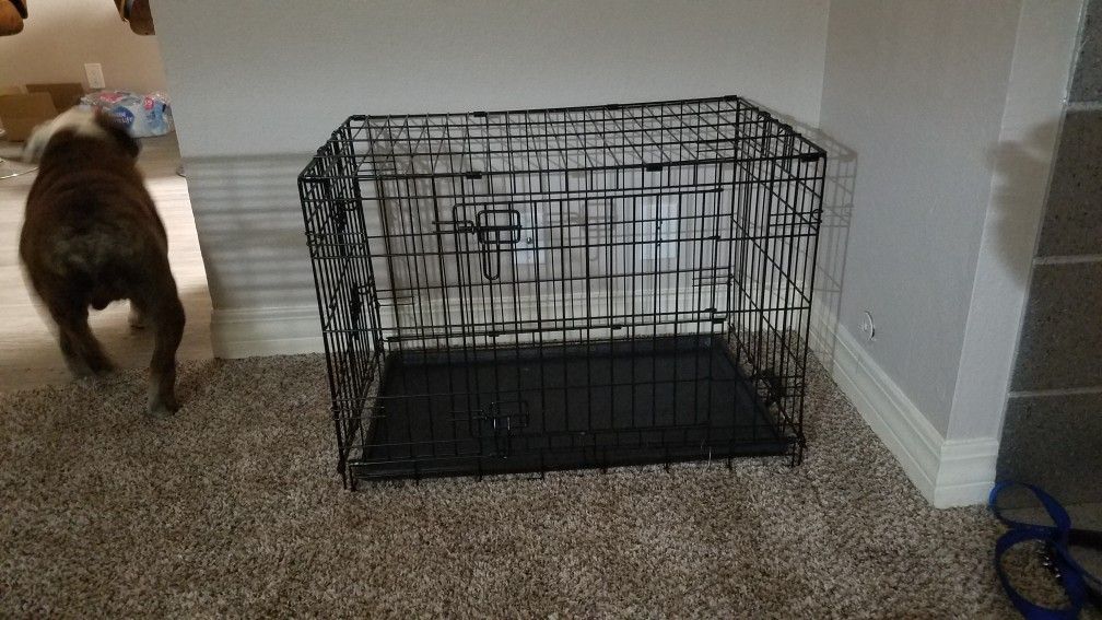 Dog crate