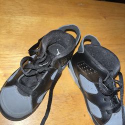 8C Jordan Shoes Grey & Black 
