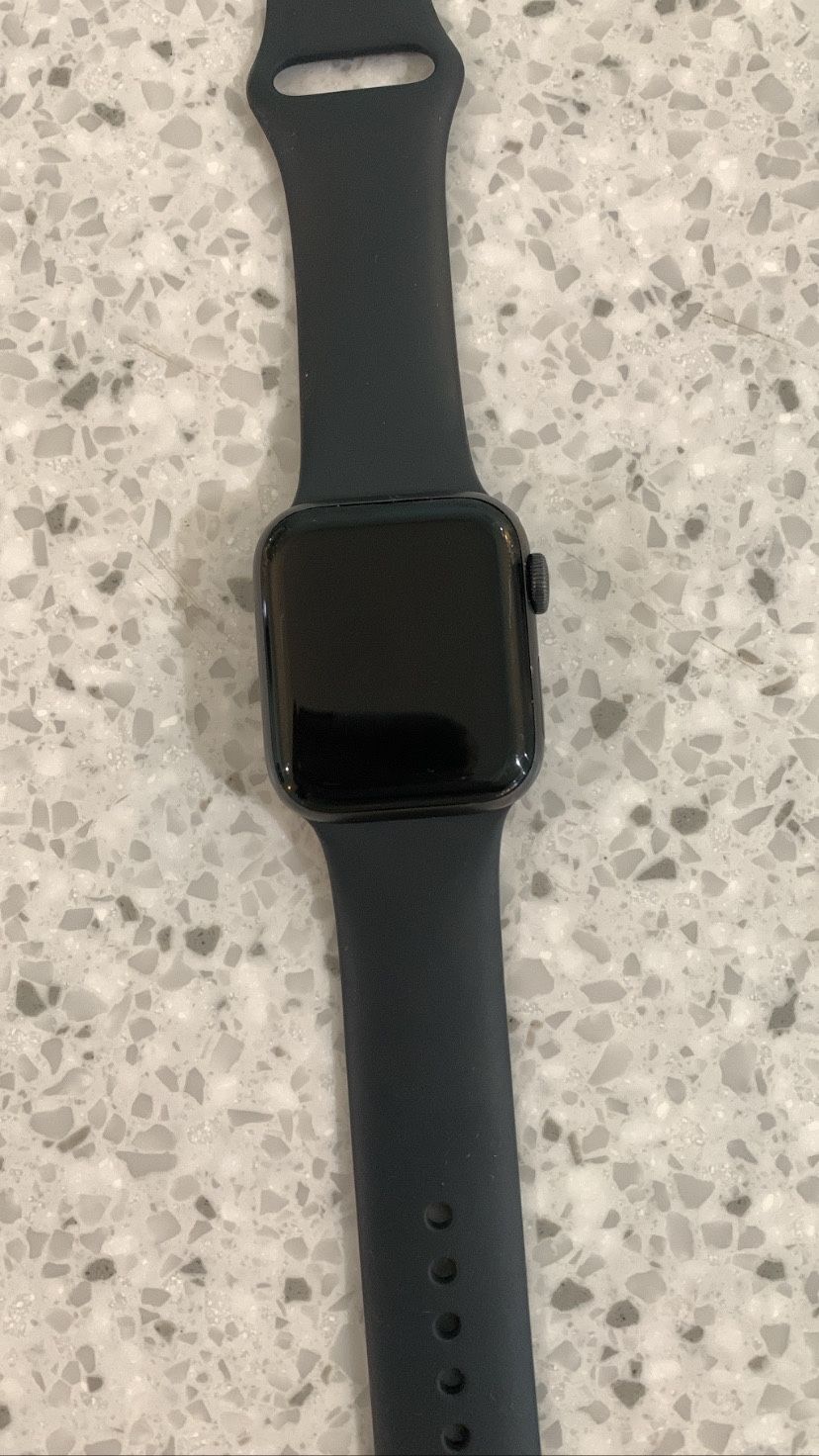 Apple Watch  Series 5 GPS And Cellular 