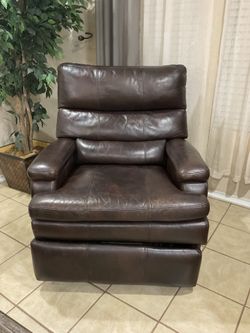 Genuine Leather Rocking  Reclining Couch -/Leggett & Platt
