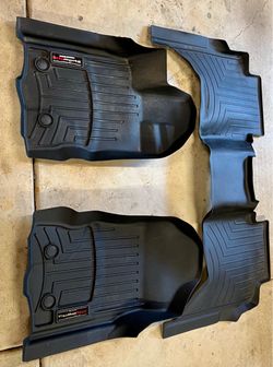 WeatherTech Black Rubber Floor Mats Set Great Condition!