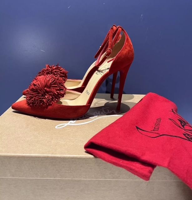 Christian Louboutin “RED BOTTOMS” 36.5 US 6.5 Tsarou 100mm Veau Velours Heel Red Suede Pump