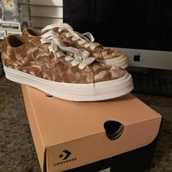 Golf Le Fleur Size 5 