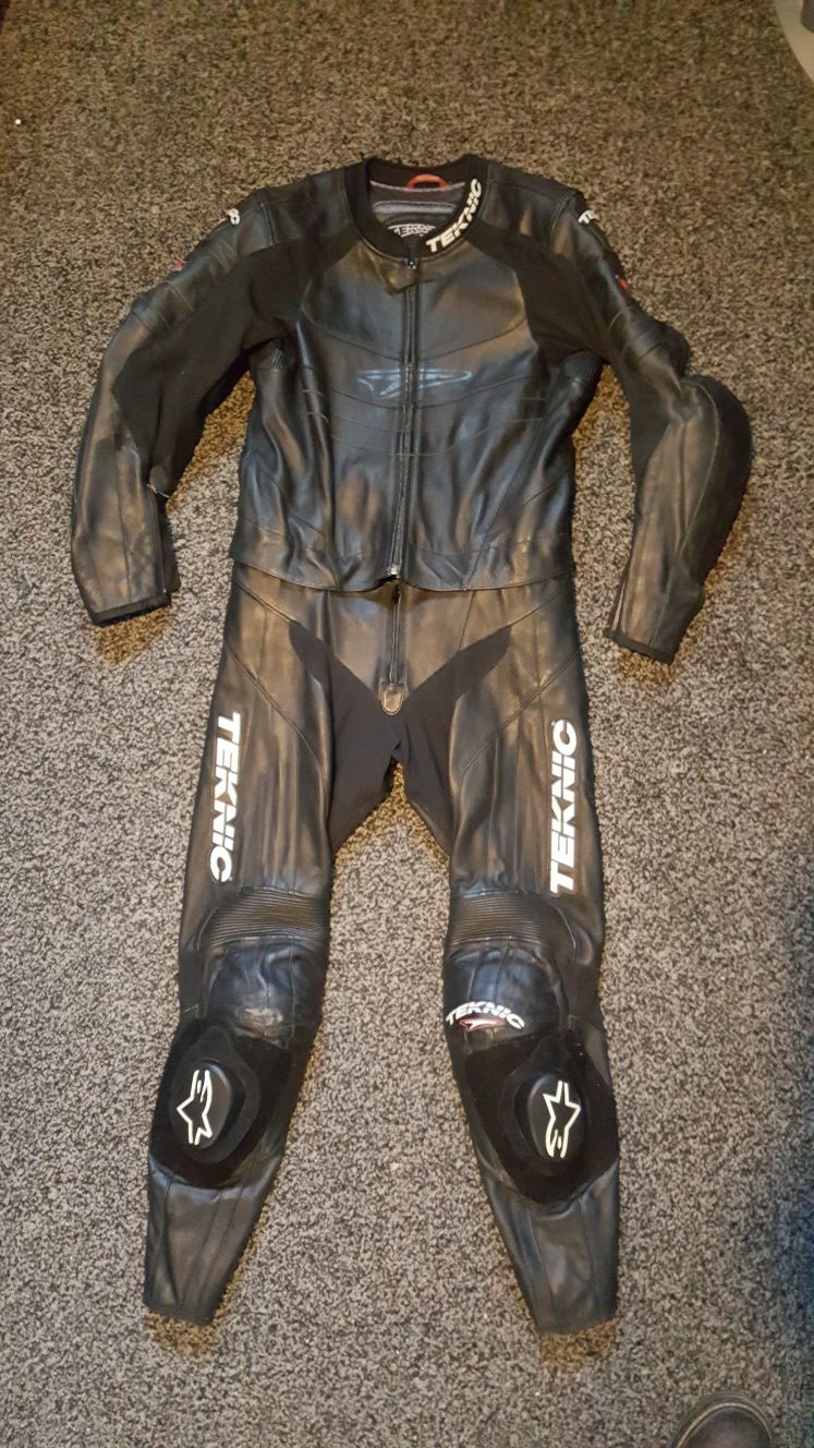 2-Piece Leather Motorcycle Suit Jacket Pants