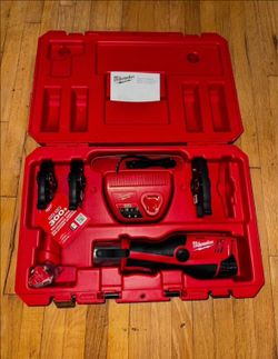 Milwaukee m12 copper press tool