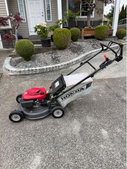 Honda lawnmower Masters HR215 Roto stop blade,variable speed .. excellent