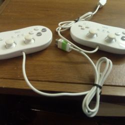 2wii Remotes