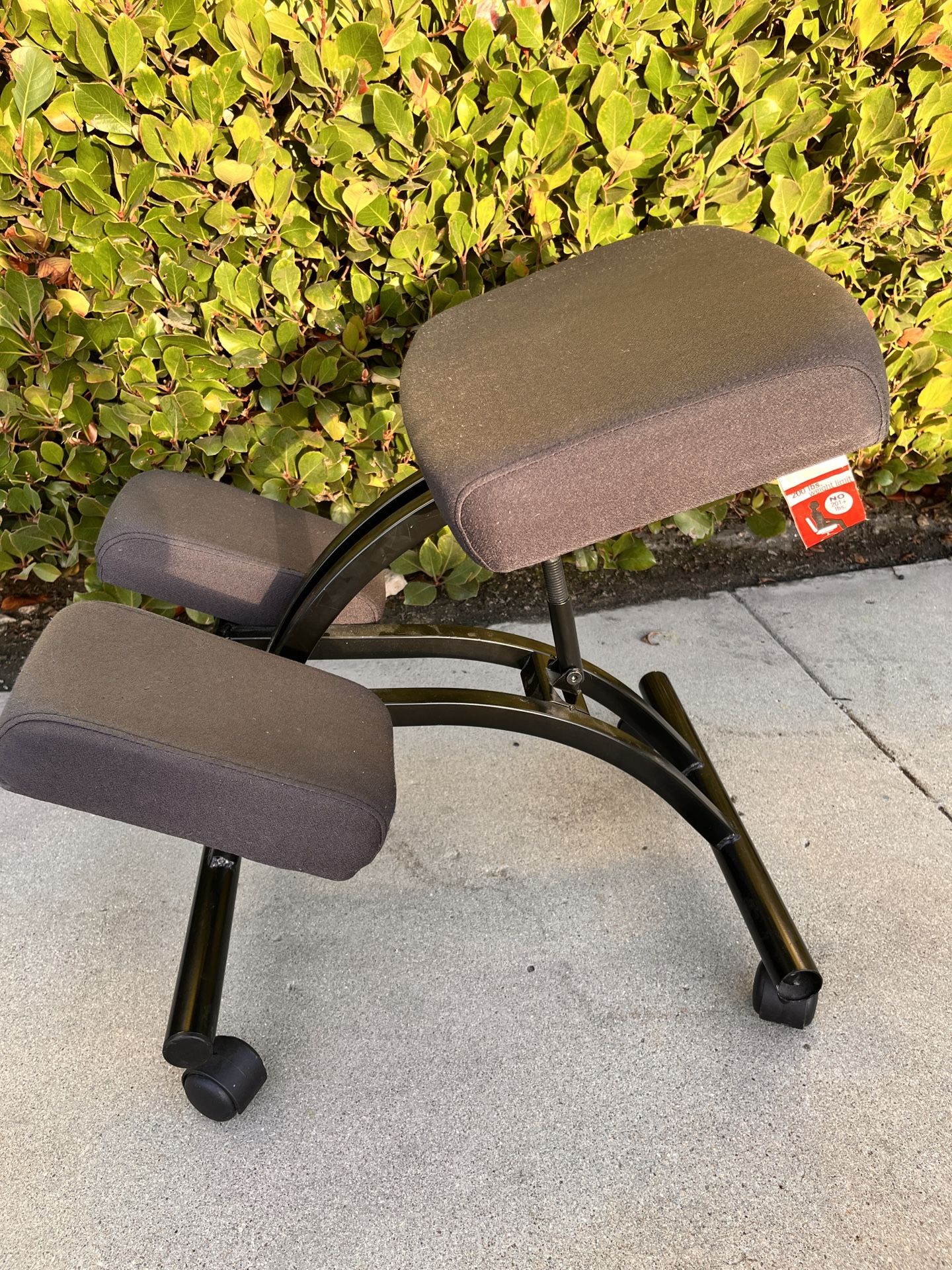 Office Star Ergonomic Knee chair With Padding And casters