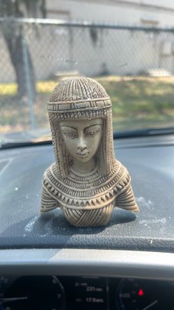 Egyptian queen Cleopatra bust