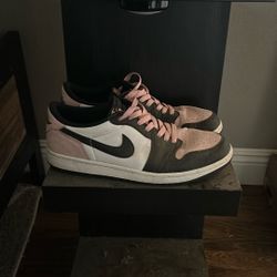 Jordan 1 Low Bleached coral