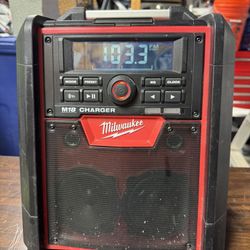 Milwaukee M18 Job site Radio