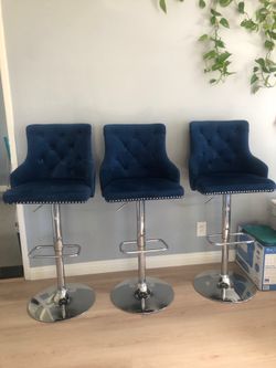 3 Blue Velvet Bar Stools Chairs