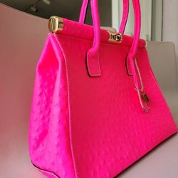 Genuine Leather Handbag - Made in Italy - Neon Pink