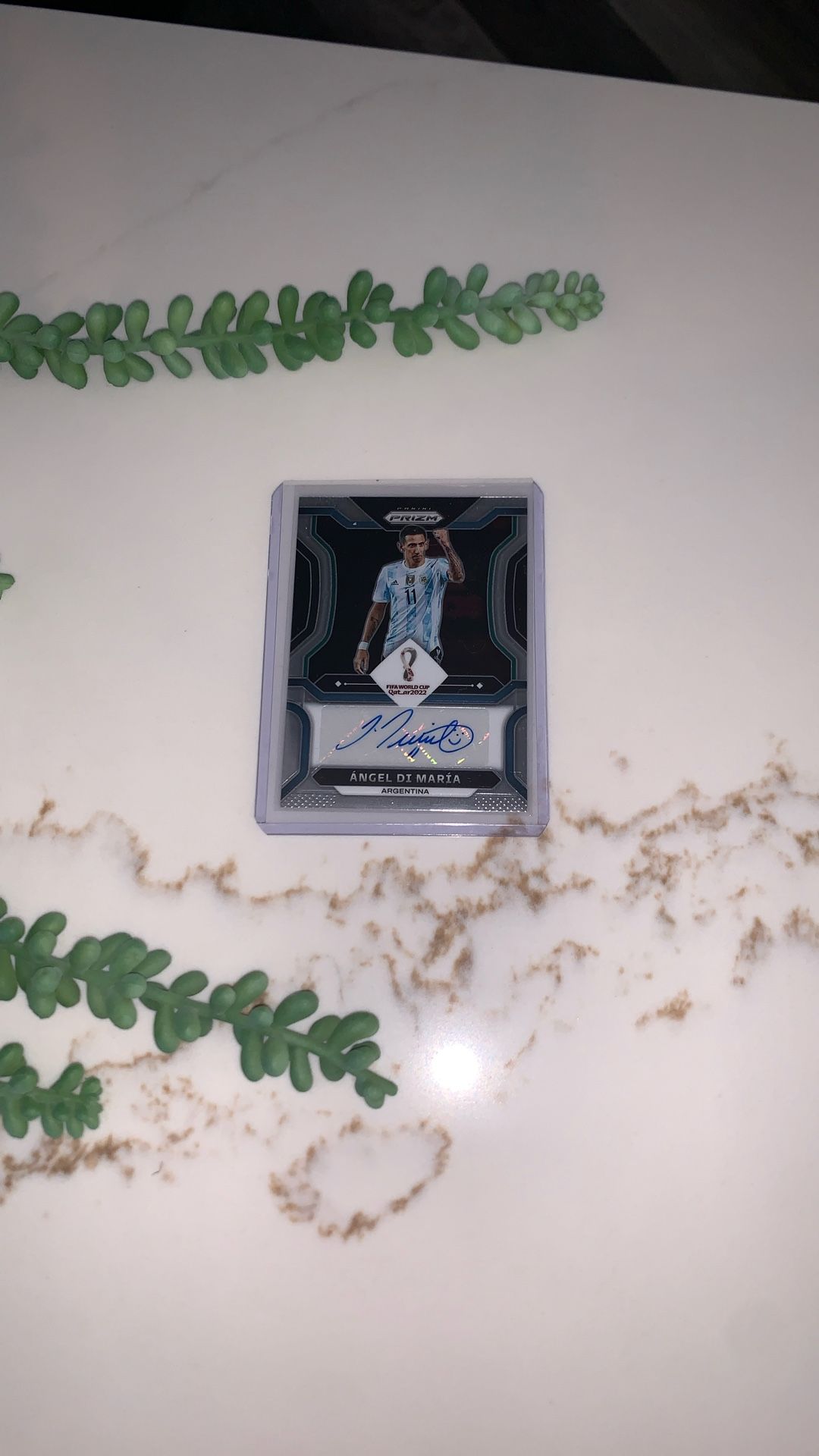 FIFA WORLD CUP PRIZM 2022 Signed Card Angel Do Maria