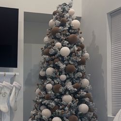 9ft Flocked Christmas Tree