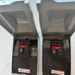 Outdoor weatherproof disconnect A/C