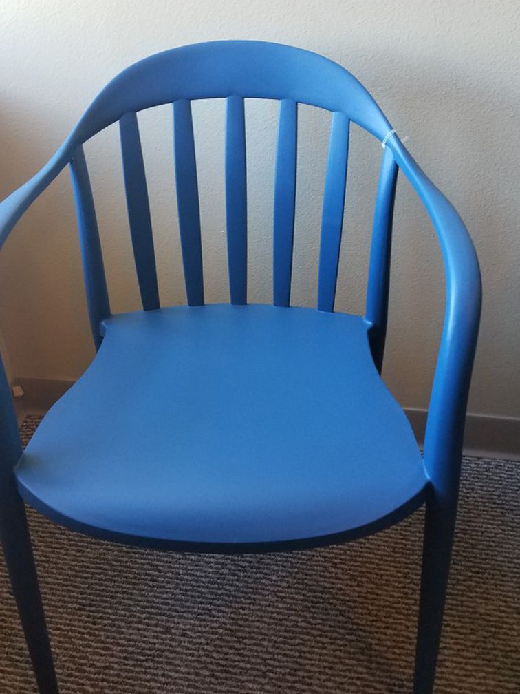 New Beautiful Multi-use Chair