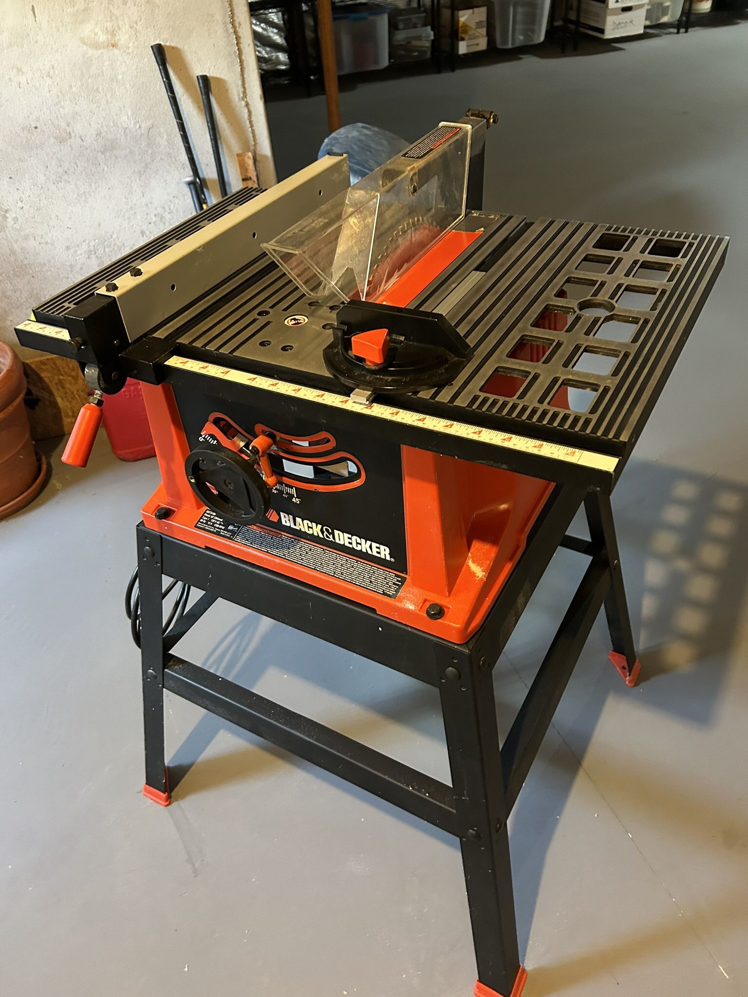10 Inch B&D Table Saw