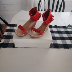 Minnetonka Swede Stacked Heels 