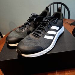 Adidas Everyset Trainers Size 14