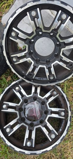 3 wheels r17