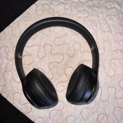Beats Solo 4