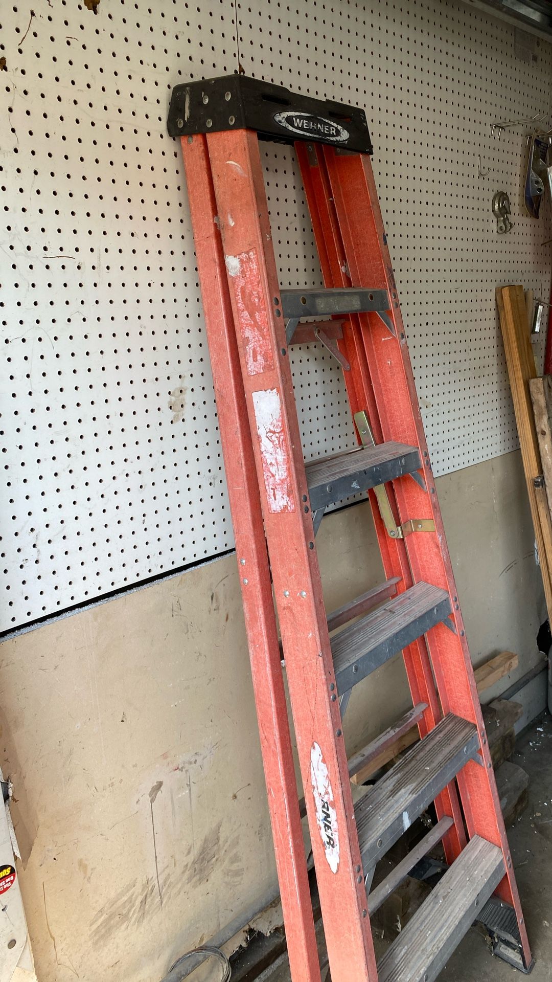 6 Foot ladder