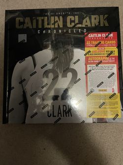 WNBA Caitlin Clark Book With 8 Packs Find Numbered Cards Color Blasts Autos 