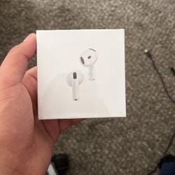 AirPods 4