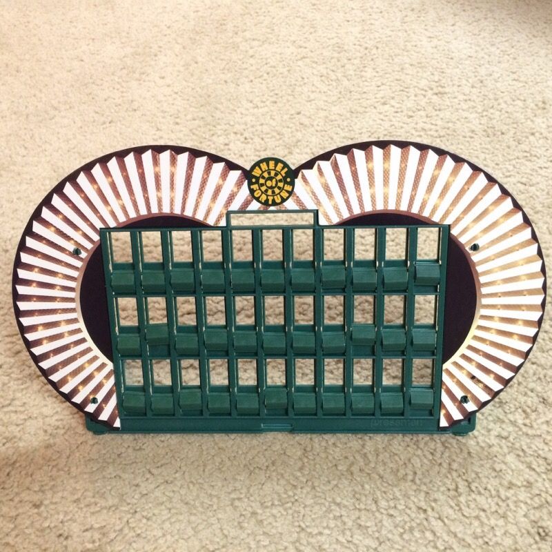 Deluxe Wheel of Fortune Board Game Part!!! Game Board!!!