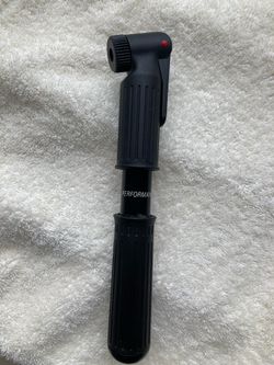 Hand held air pump